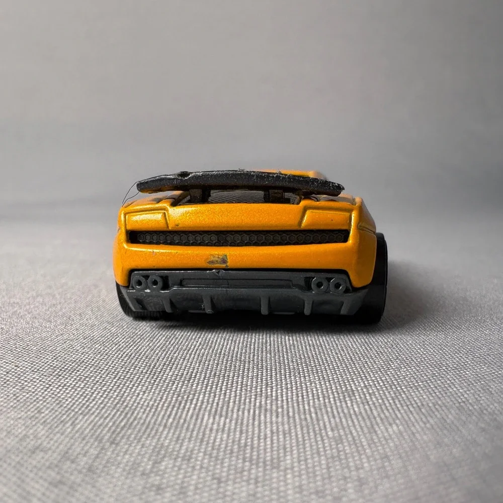 Hot Wheels Lamborghini Gallardo LP 570-4 Superleggera Orange Diecast Car 1:64